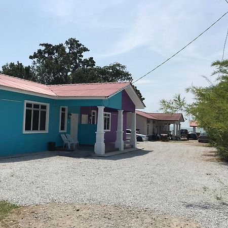 D'Pantai Homestay Kuala Sg. Baru Malacca エクステリア 写真